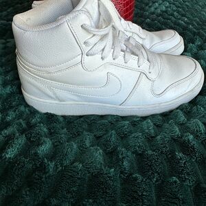 Nike Womens White Sneakers